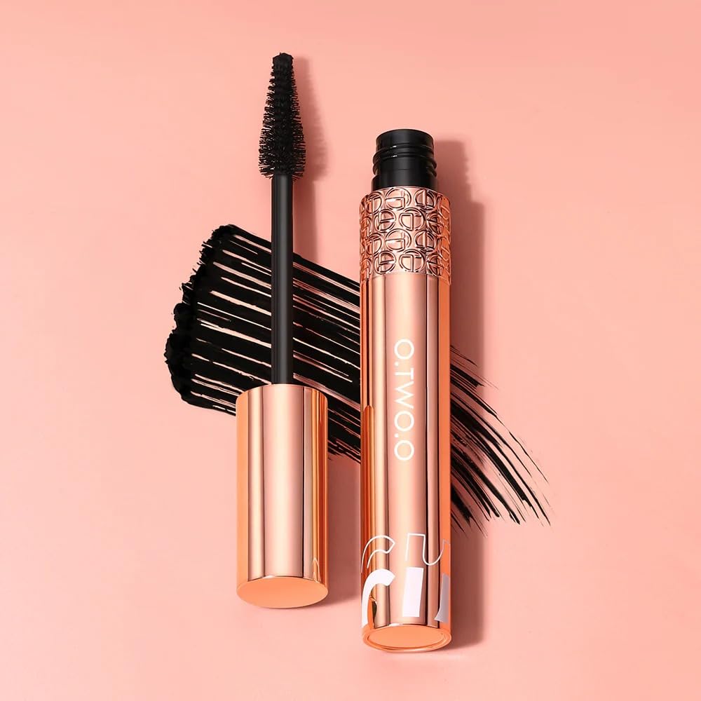 O.TWO.O CURLY ULTRA BUSHY 5D WATERPROOF MASCARA 7G