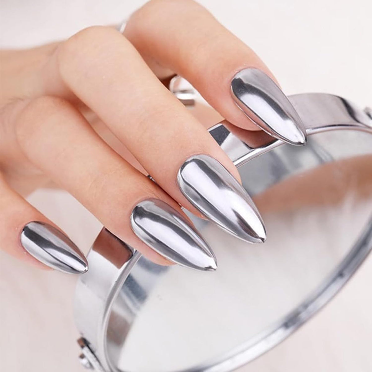 NAILWIND Mirror Metallic Nail Polish, Metal Painted Gel Nail Polish - Reflective High Shine Nail Polish Soak Off UV/LED - 3D Metal Gel Longlasting Brightness (SILVER, 5g) - Image 3