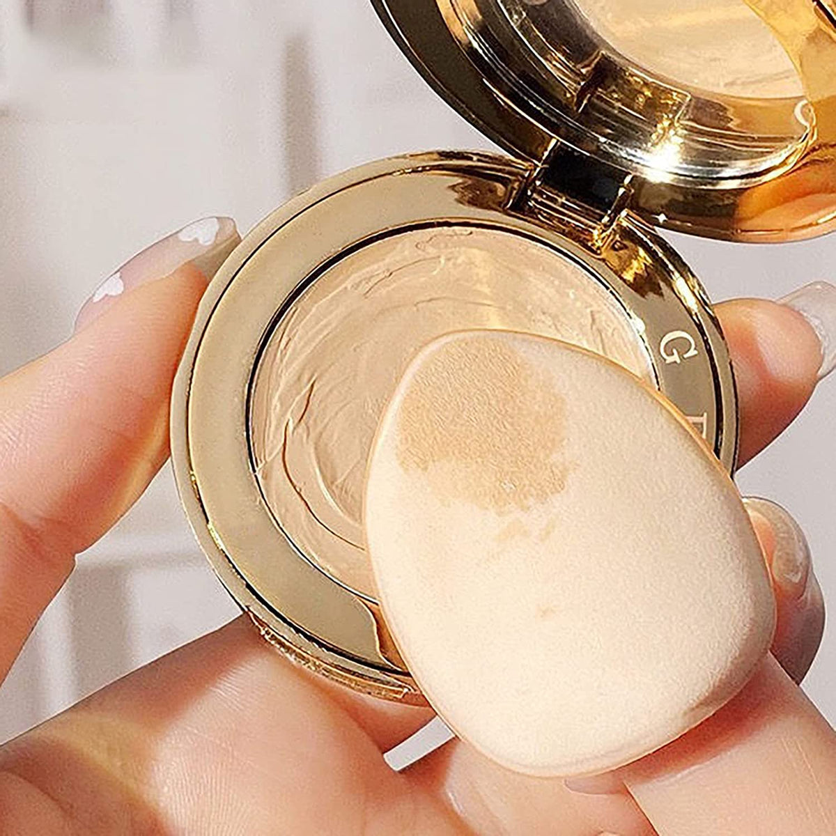 COSLUXE Mini Finger Powder Puff 4 pcs Finger Makeup finger beauty blender Sponges, Mini Soft Cosmetic Finger Puff, Perfect for Foundation, BB Cushion, Cream, Concealer - Image 3