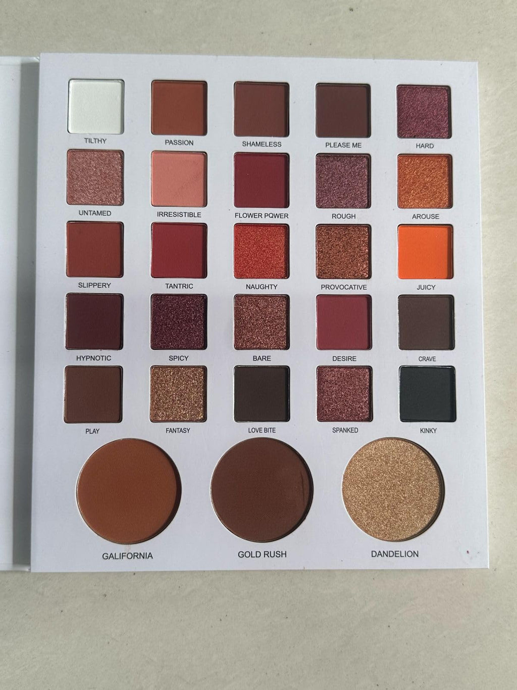 COSLUXE X Daroge 39 Color Book All In Makeup Palette, 25 Eyeshadow 5 Highlighter 3 Creamy Contour 3 Creamy Blush 3 Eyebrow Makeup Palette Memphis style Make up kit - Image 7
